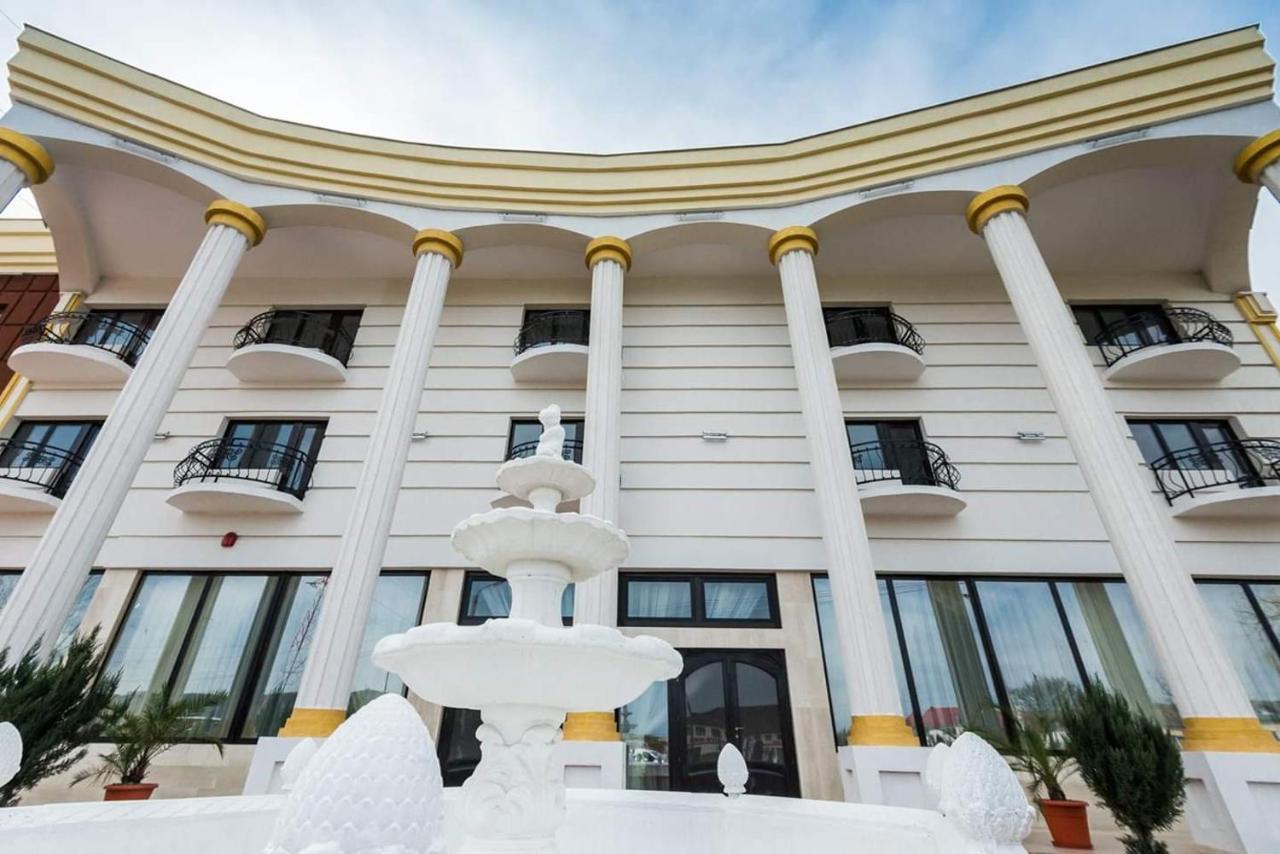 Grand Hotel Baroc Zalău Exterior photo