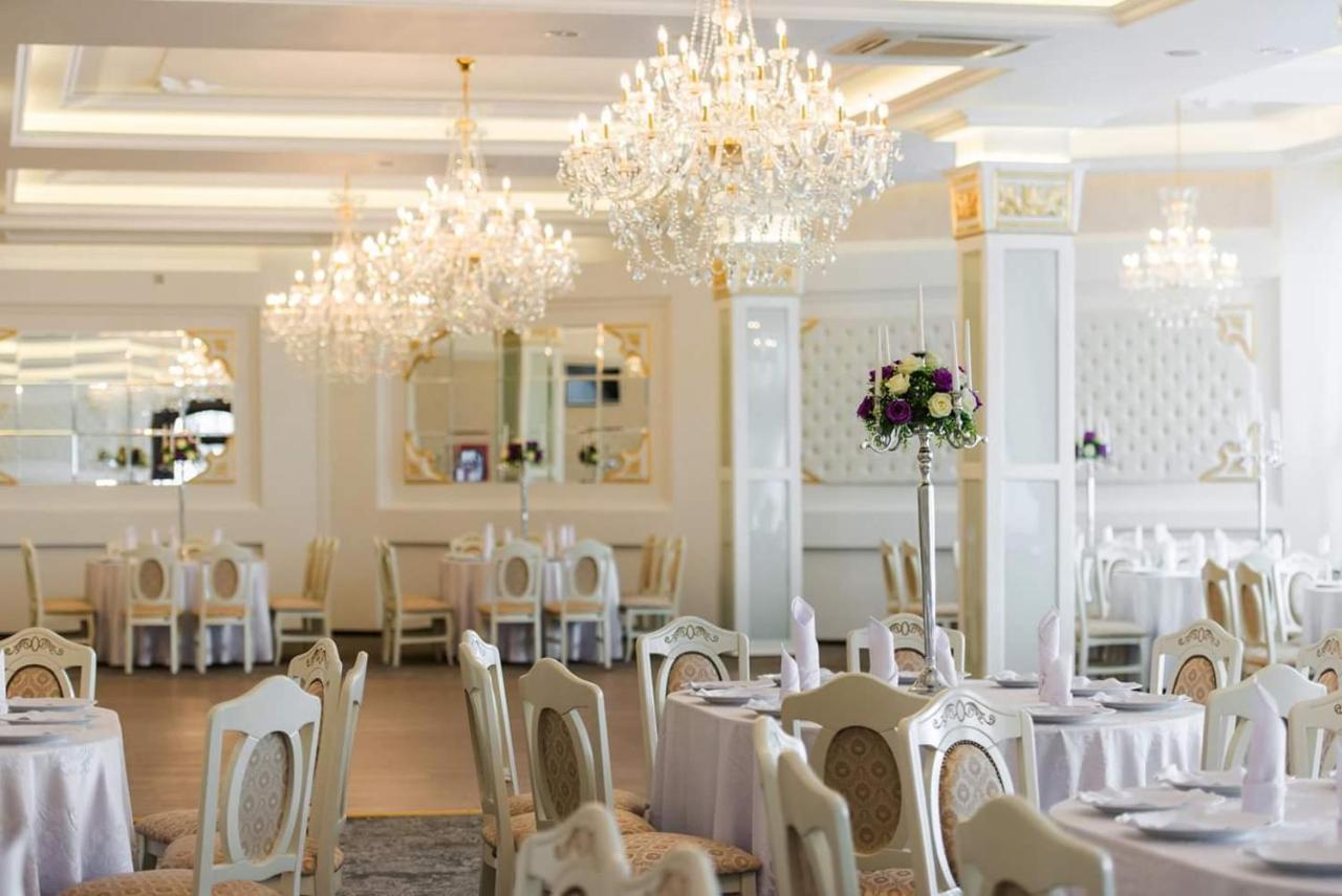 Grand Hotel Baroc Zalău Exterior photo