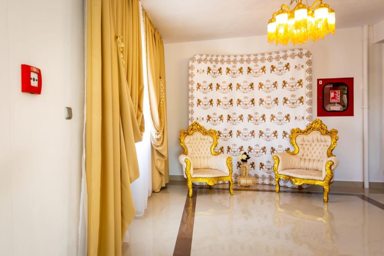 Grand Hotel Baroc Zalău Exterior photo